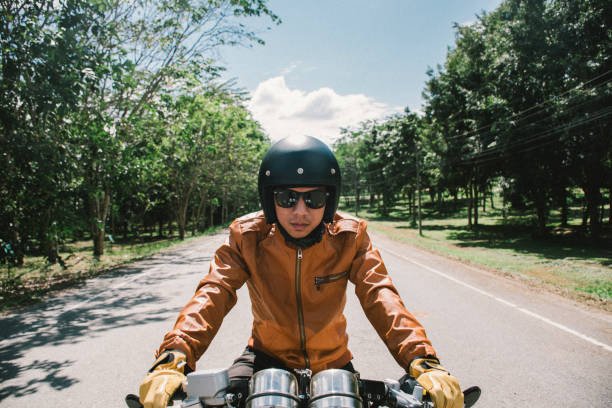 Tips Kulit Terlindung dari Sinar Matahari Saat Mengendarai Motor