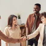 4 Tips Mudah Akrab di Tempat Kerja Baru