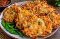 Resep bakwan sayur renyah dengan wortel dan kol