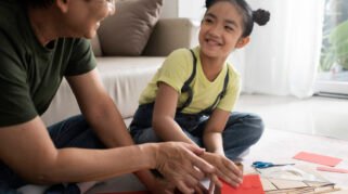 8 Cara Mendidik Anak agar Mandiri Sejak Dini, Bisa Dimulai dari Rumah!
