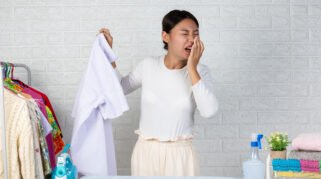 Baju Sudah Dicuci tetapi Masih Bau Apek? Ini 7 Penyebab dan Cara Mengatasinya