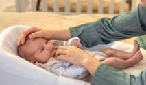 7 Cara Membiasakan Anak Tidur Lebih Cepat Tanpa Harus Digendong Terus